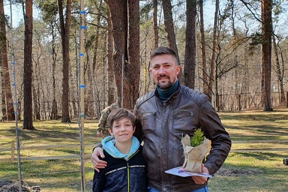 Посолството ни в Киев се включи в инициативата „1 милион дървета за 1 ден в 100 страни по света”
